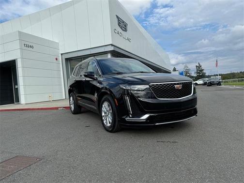 2025 Cadillac XT6 Luxury AWD