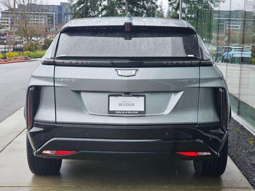 2025 Cadillac LYRIQ Sport