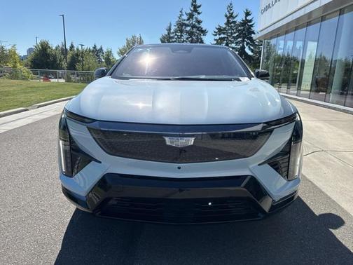 2025 Cadillac OPTIQ Sport 2 AWD
