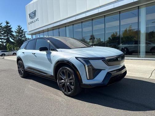 2025 Cadillac OPTIQ Sport 2 AWD
