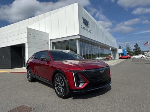 2025 Cadillac LYRIQ Sport