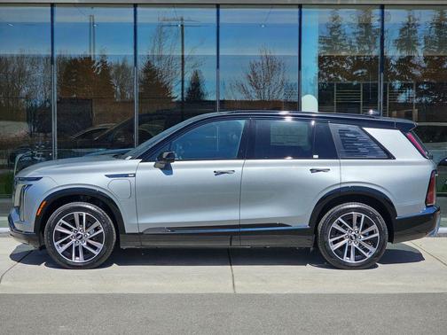 Argent Silver Metallic 2026 Cadillac VISTIQ Sport