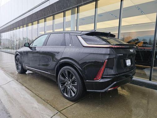 2026 Cadillac LYRIQ Signature Sport