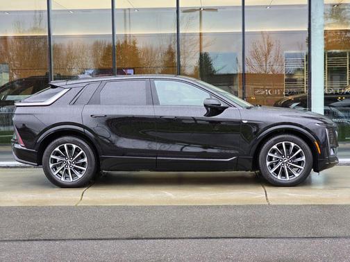 Stellar Black Metallic 2026 Cadillac LYRIQ Sport
