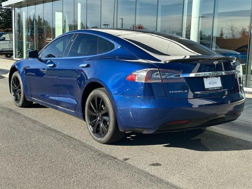 2016 Tesla Model S 90D