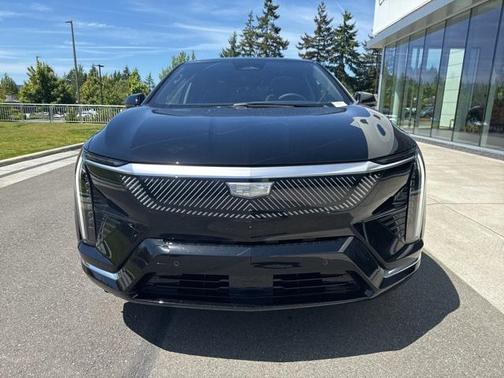 2025 Cadillac OPTIQ Luxury 1 AWD