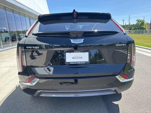 2025 Cadillac OPTIQ Luxury 1 AWD