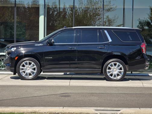 2022 Chevrolet Tahoe 4WD High Country