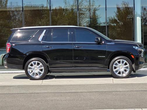 2022 Chevrolet Tahoe 4WD High Country
