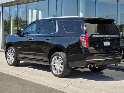 2022 Chevrolet Tahoe 4WD High Country