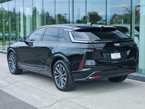 Stellar Black Metallic 2024 Cadillac LYRIQ Sport