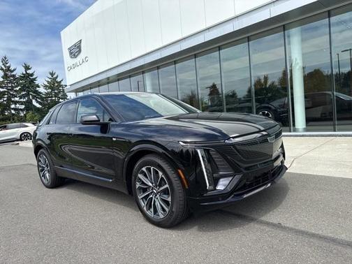 2025 Cadillac LYRIQ Sport