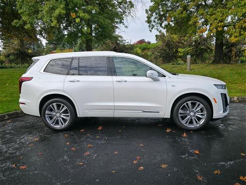 2025 Cadillac XT6 Premium Luxury AWD