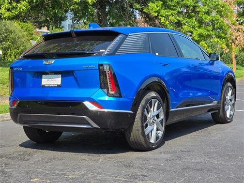 2025 Cadillac OPTIQ Luxury 1 AWD