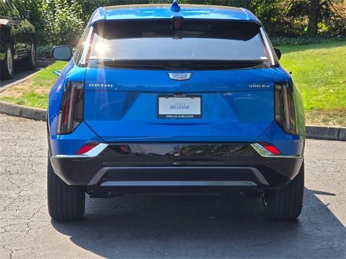 2025 Cadillac OPTIQ Luxury 1 AWD