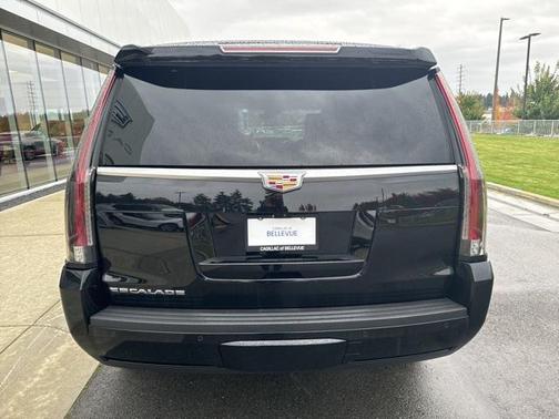 2017 Cadillac Escalade Platinum