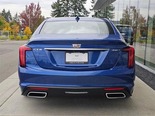 2022 Cadillac CT5 Luxury