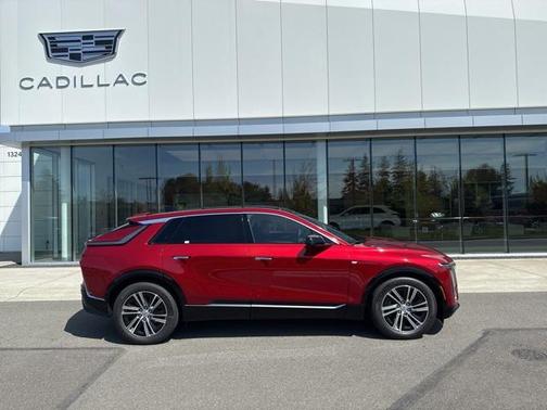 2025 Cadillac LYRIQ Luxury