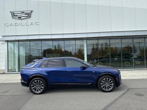 2025 Cadillac LYRIQ Sport w/1SJ