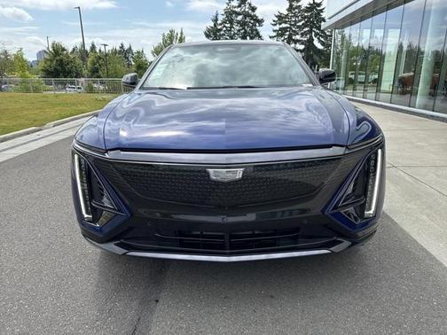 2025 Cadillac LYRIQ Sport w/1SJ