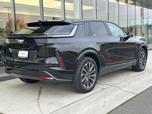 2026 Cadillac LYRIQ Sport