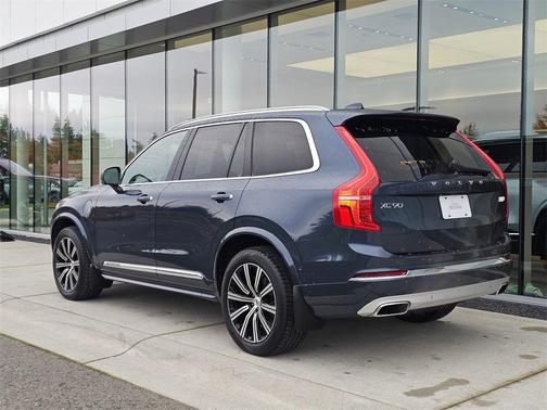2021 Volvo XC90 Recharge Plug-In Hybrid T8 Inscription 7 Passenger