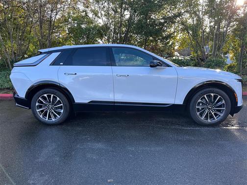 2026 Cadillac LYRIQ Premium Sport