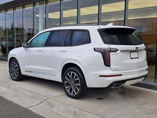 2023 Cadillac XT6 Sport AWD