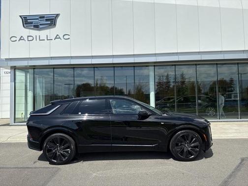 2025 Cadillac LYRIQ Sport w/1SK