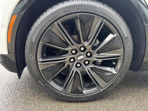 2025 Cadillac LYRIQ Sport w/1SK