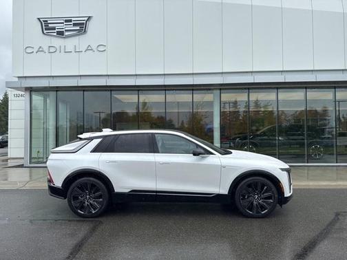 2025 Cadillac LYRIQ Sport w/1SK