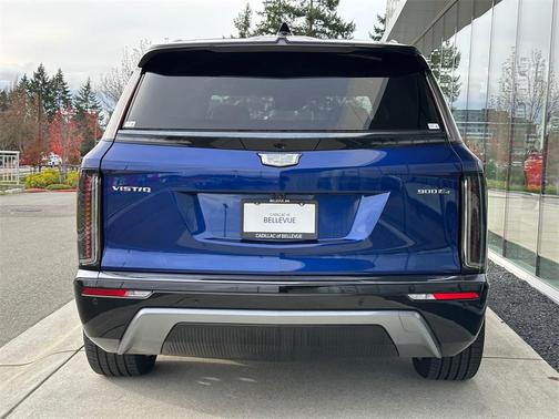 2026 Cadillac VISTIQ Sport