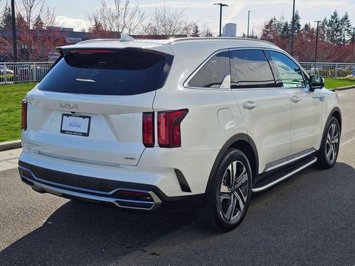 Snow White Pearl 2023 Kia Sorento Plug-In Hybrid SX Prestige