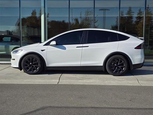 2023 Tesla Model X Plaid Tri Motor All-Wheel Drive