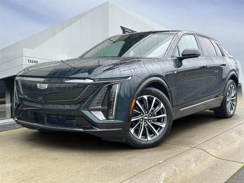 2024 Cadillac LYRIQ Sport