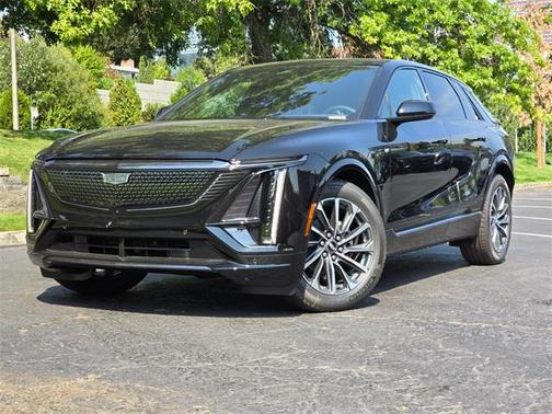 2025 Cadillac LYRIQ Sport