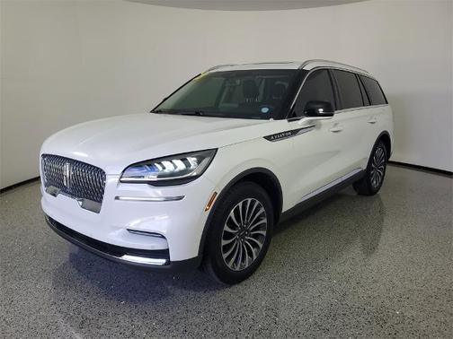 2023 Lincoln Aviator STANDARD