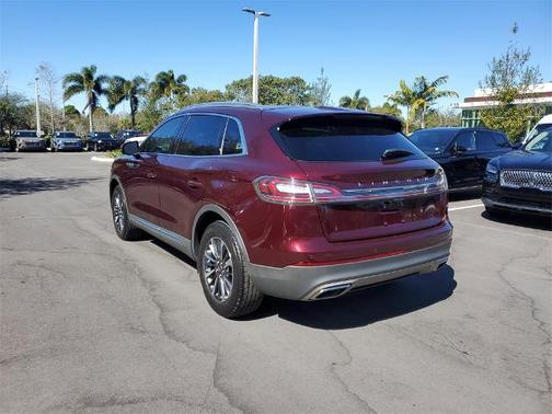 2022 Lincoln Nautilus STANDARD
