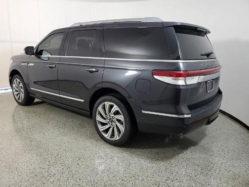STARLIGHT GRAY METALLIC 2022 Lincoln Navigator RESERVE