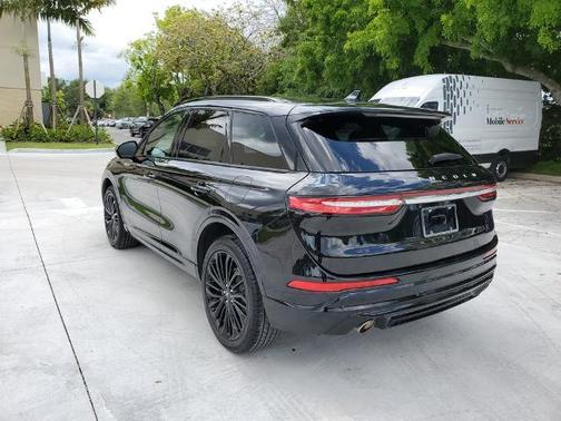 INFINITE BLACK MET CC 2023 Lincoln Corsair RESERVE