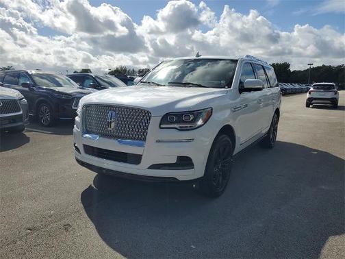 2023 Lincoln Navigator RESERVE
