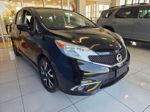 Super Black 2015 Nissan Versa Note SR