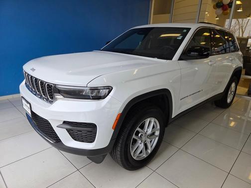 2025 Jeep Grand Cherokee Laredo X