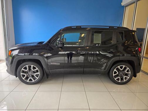 Black 2018 Jeep Renegade Latitude