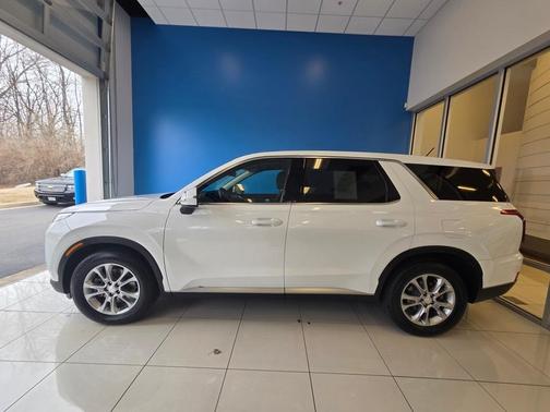 2022 Hyundai PALISADE SE