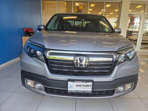 Silver Metallic 2019 Honda Ridgeline RTL-E