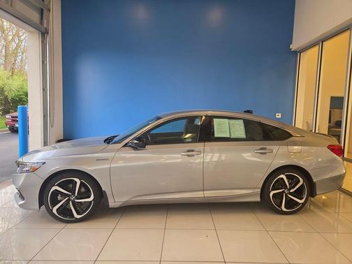 Lunar 2022 Honda Accord Hybrid Sport