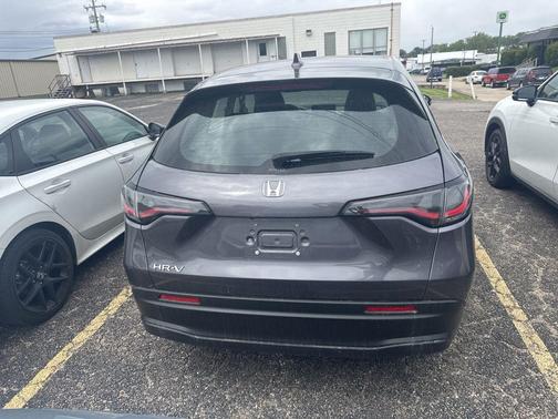 Modern Steel Metallic 2025 Honda HR-V LX