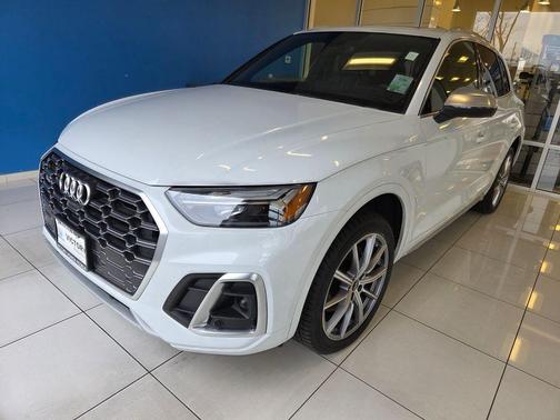 2022 Audi SQ5 3.0T Premium Plus