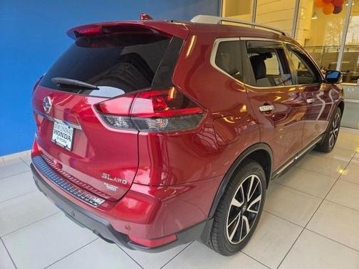 2020 Nissan Rogue SL